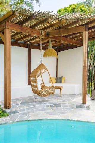 Sunrise Beach Retreat