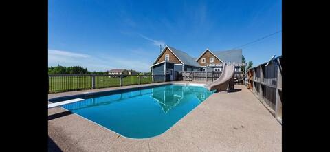 Barachois Beach family retreat - PEI lic# 1201211