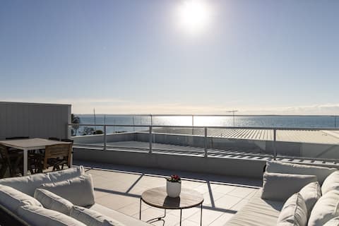 Top performing Airbnb: Cosy Seaside Getaway, sleeps 6 in Cowes