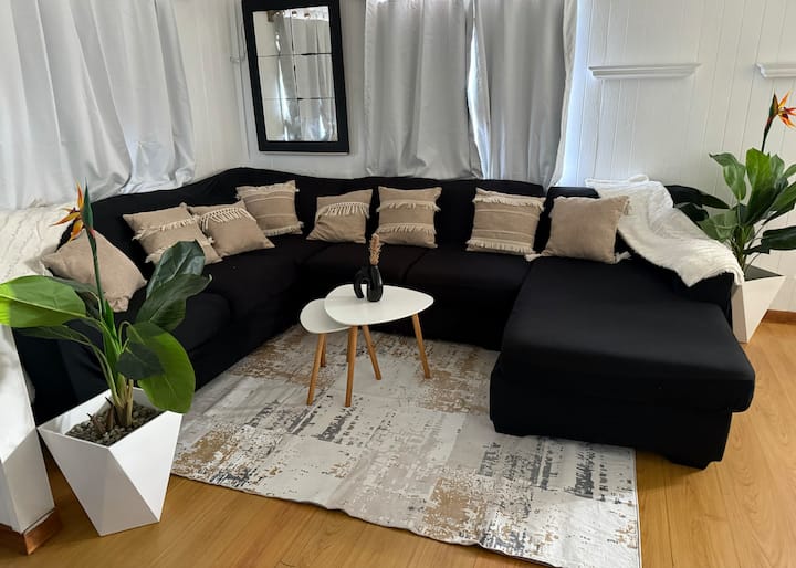 Cozy 2-bdrm Apartmnt+car & Jeep Rental Gr8t Price - Antigua and Barbuda