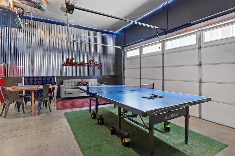 Game room with vibrant decor