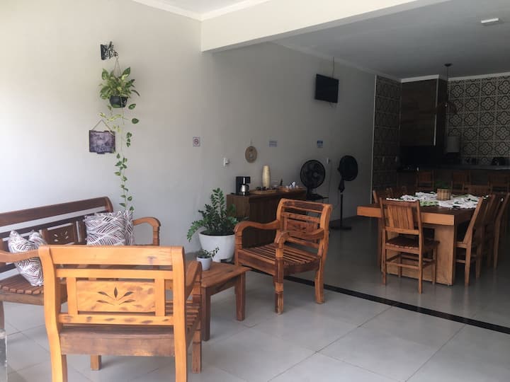 Casa Agradável E Aconchegante Com Piscina - Olimpia