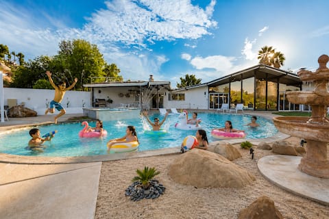 @Fantastic villa, giant pool, guest house, golf !