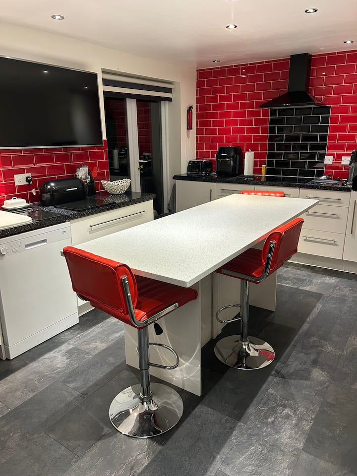 Welcoming Family Offering Private Room & En-suite - Bridlington