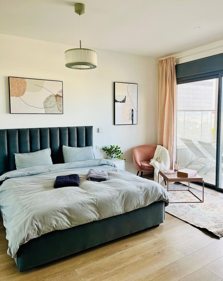 Dhomë gjumi kryesore, dhoma e gjumit 1