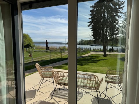 Time out at Lake Schwielowsee – apartment right on the water