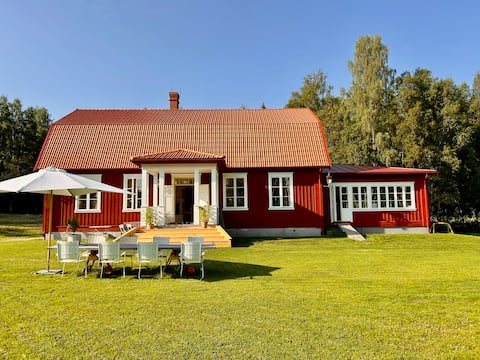 Fantastic house of 270 square meters in a genuine environment