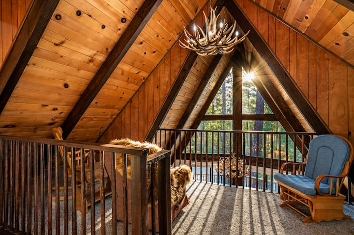 Bears Lair By Avantstay | 3mins To Bear Mountain - California