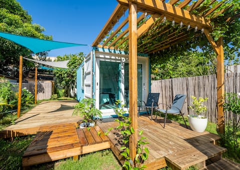 Container Home Glamping by the Beach!