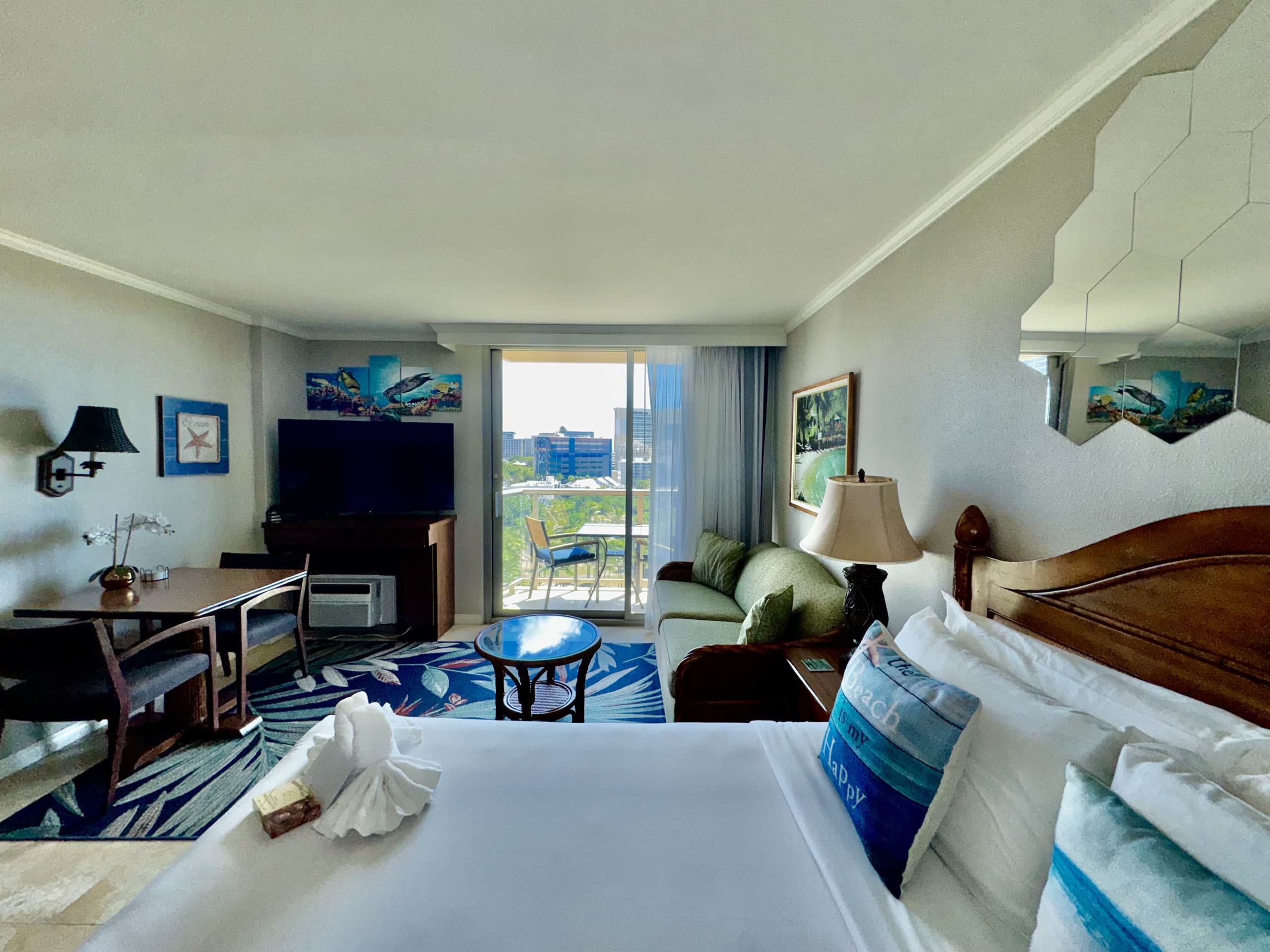 Resort in Honolulu · ★4.97 · Studio · 2 beds · 1 private bath - Image 66