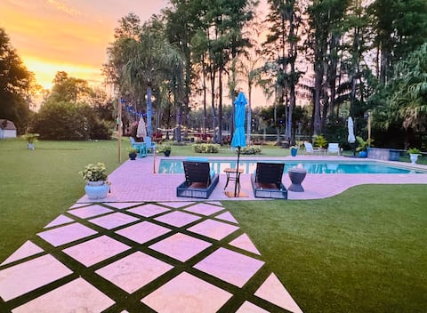 Luxury Lake House\ Pool\ Mini Golf\ Tampa
