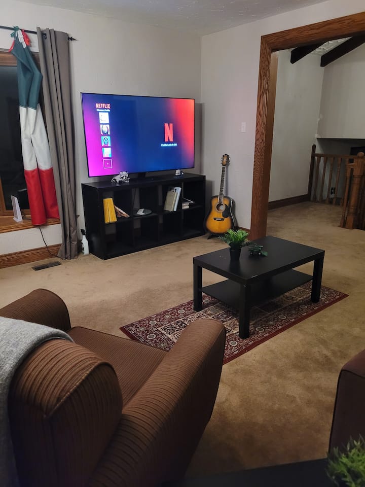 Cozy Room W/ensuite Bathroom, Parking, Near 401 - Guelph