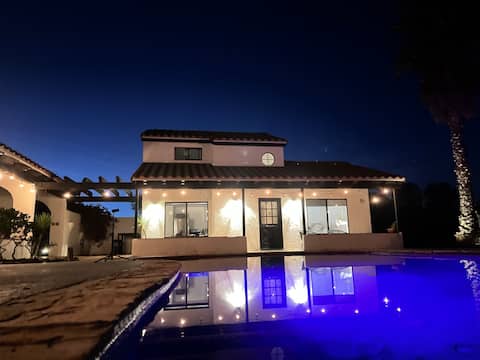 Villa on Hills with Pool. Guest House Included