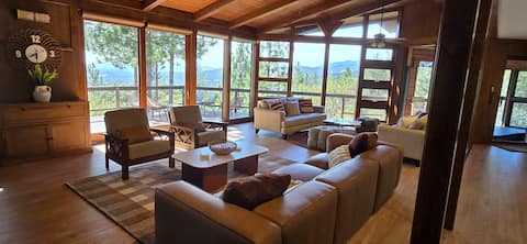 Mountain Oasis, Sleeps 24, Hot tub, Game room
