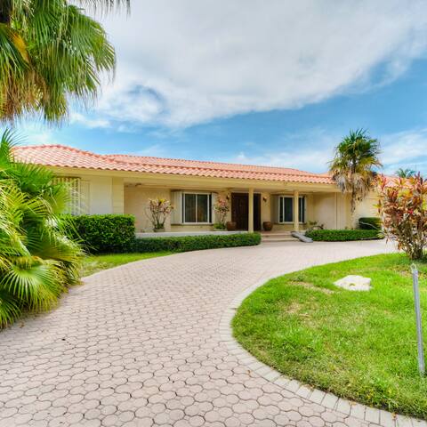 Fort Lauderdale Beach Oasis gallery image 2