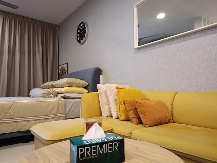 Poolfront Studio Bangi Downtown - Bangi