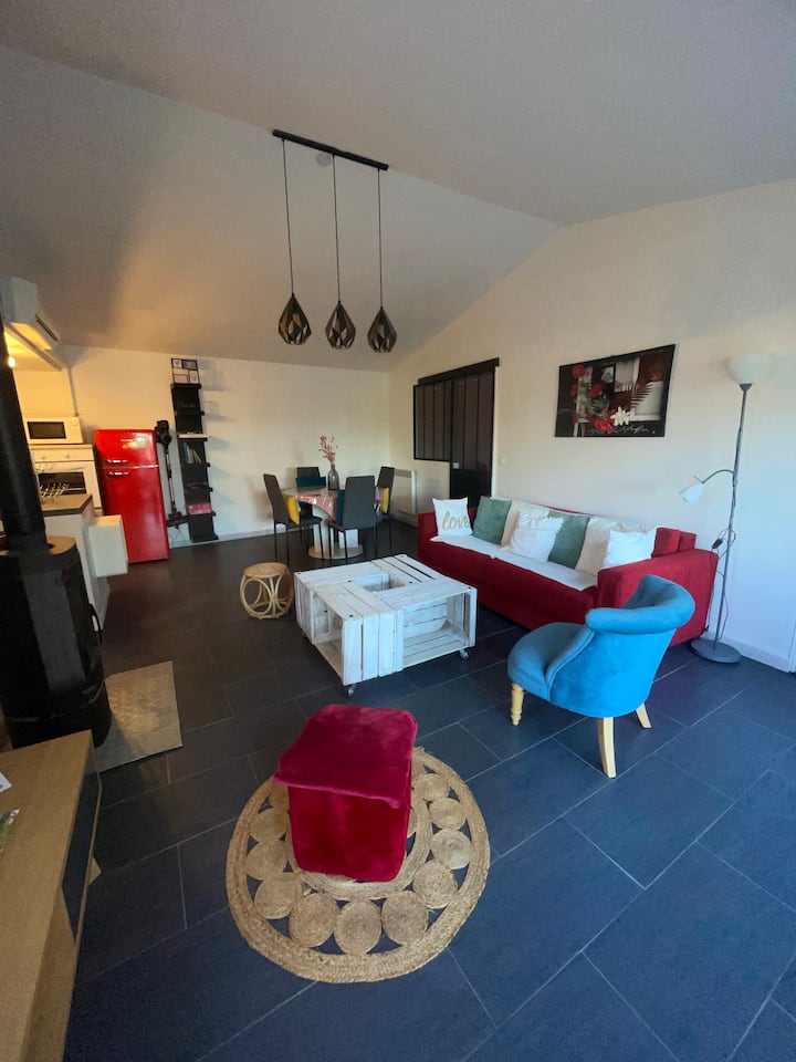 Maison 2 Pièces Avec Piscine Privative. - Le Luc