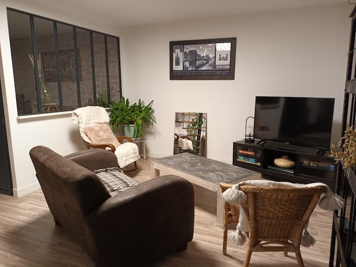 Superbe Appartement 120 M2
Entrée Privative - Dol-de-Bretagne