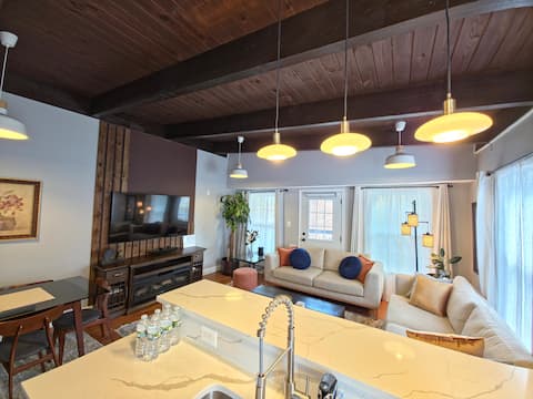 Rustic 3BR Stay | Minutes from D.C