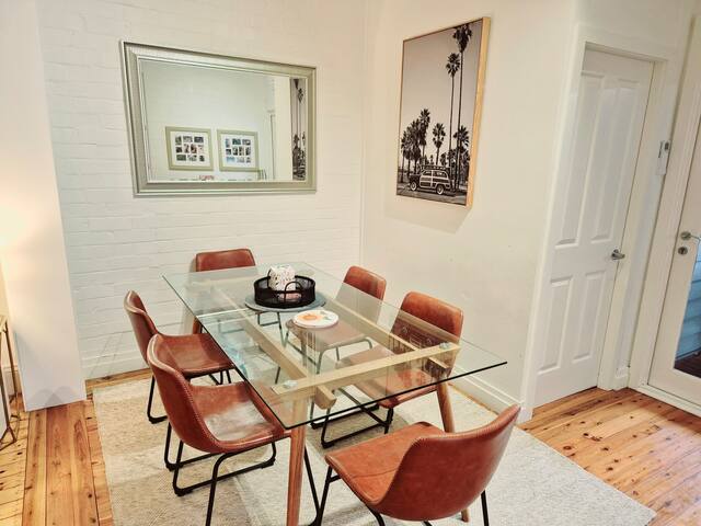 Fairlight Family Home – EV Charging & Beach Walk gallery image 5