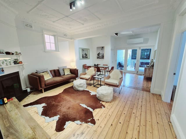 Fairlight Family Home – EV Charging & Beach Walk gallery image 2