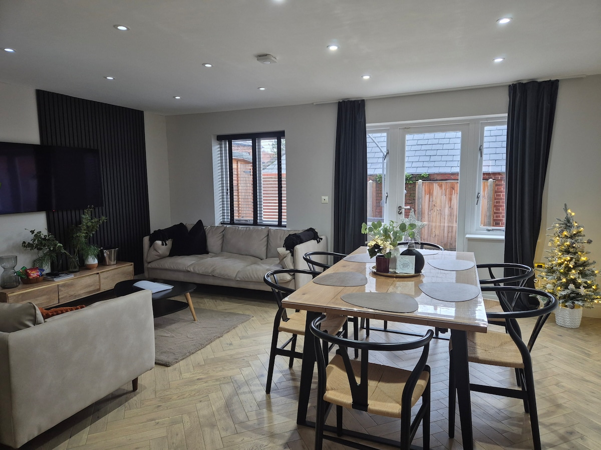 Propiedad de Airbnb exitosa: Charming 3-Bed House with 1 Parking space en Hackington