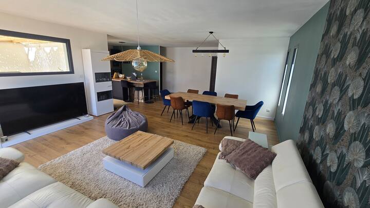 Villa Avec Vue Dégagée En Provence - Salon-de-Provence