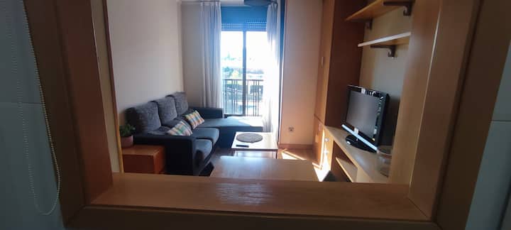 Apartamento Luminoso, Tranquilo Y Bien Equipado - Estación de Torrejón de Ardoz - Madrid