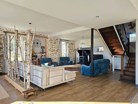 Authentic gîte • Combrailles • Nature & Volcanoes