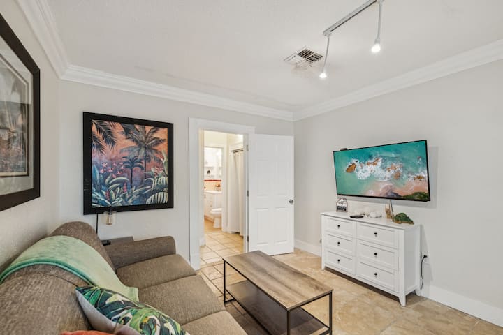 Villa 4 -1 Br, 2 Min Walk To Beach, - ダニーディン, FL