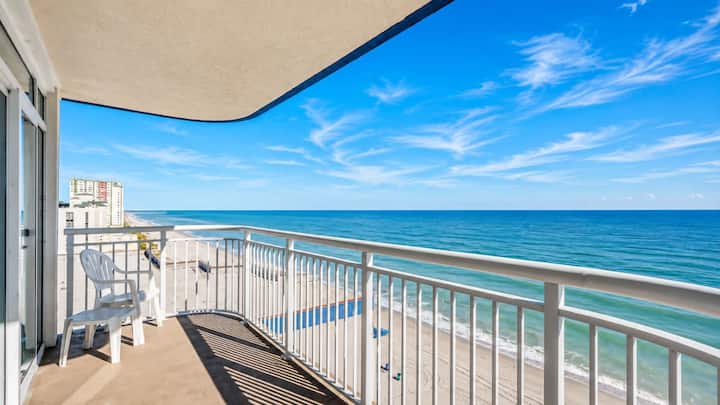 Luxury Oceanfront 4br Condo With Balcony & Pool - Myrtle Beach, SC
