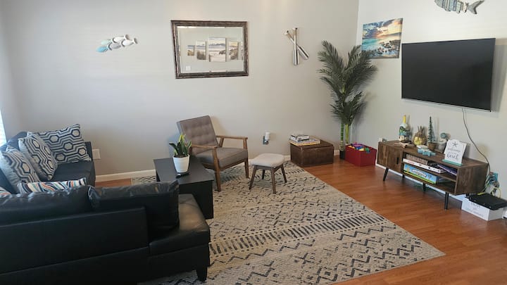 3-bedroom Home In The Mississippi Gulf Coast - Pass Christian, MS