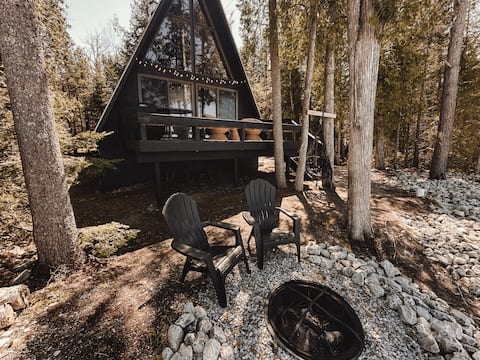 Lake Huron A-Frame | Sunset, Firepit + Cozy Vibes