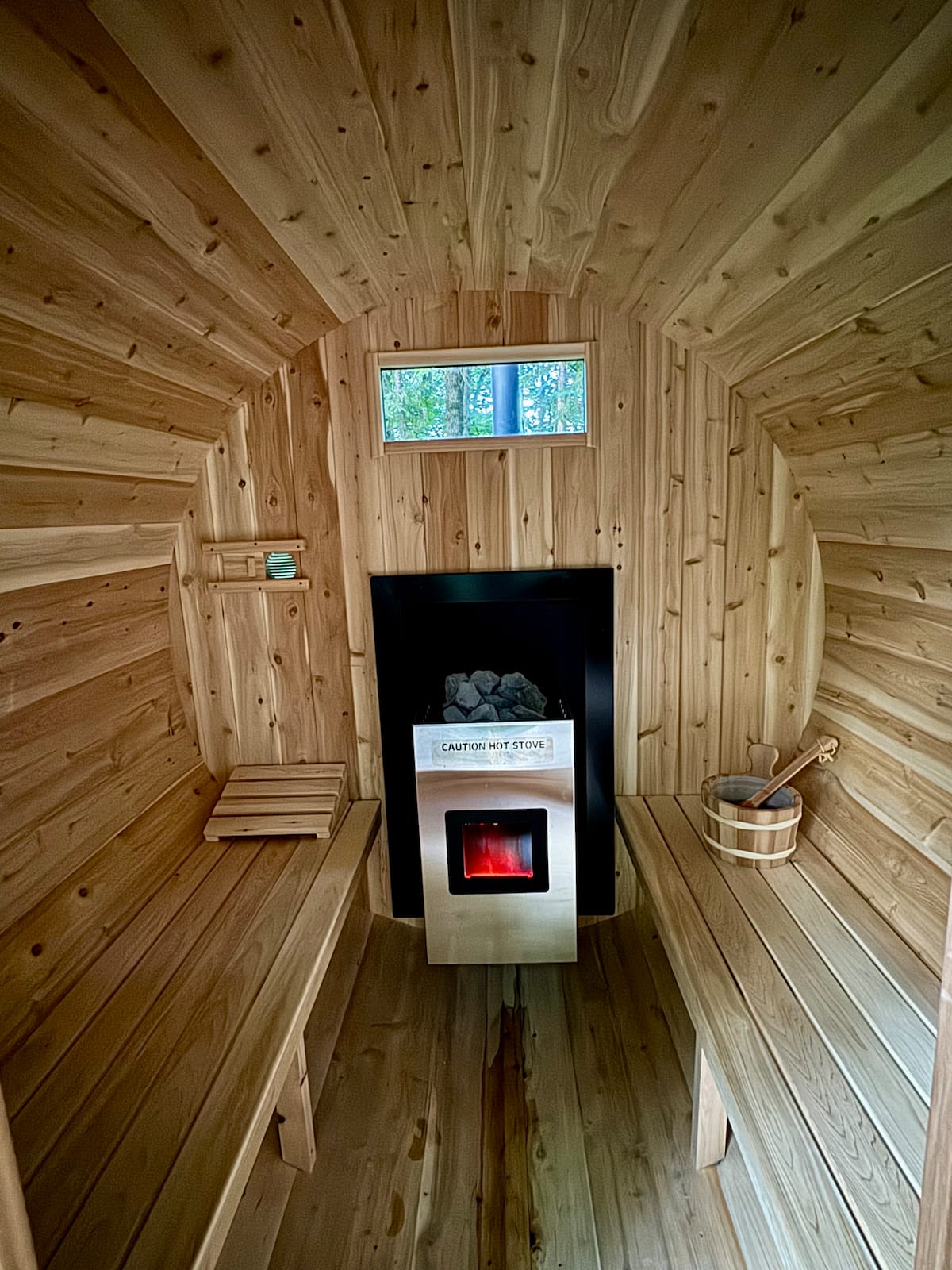 Luxury Creekside Cabin with Sauna — 8