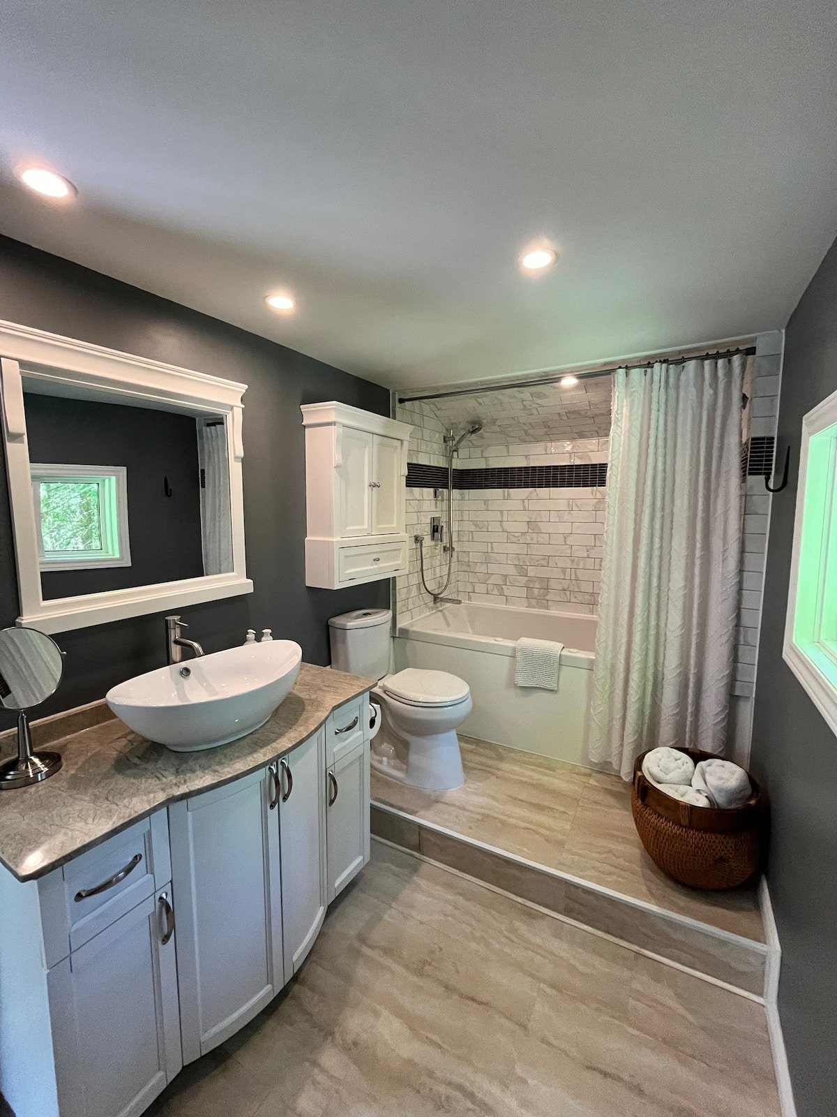 Luxury Creekside Cabin with Sauna — 6