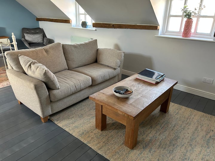 Lovely 1 Bedroom Loft In Woodthorpe/loughborough - 拉夫堡