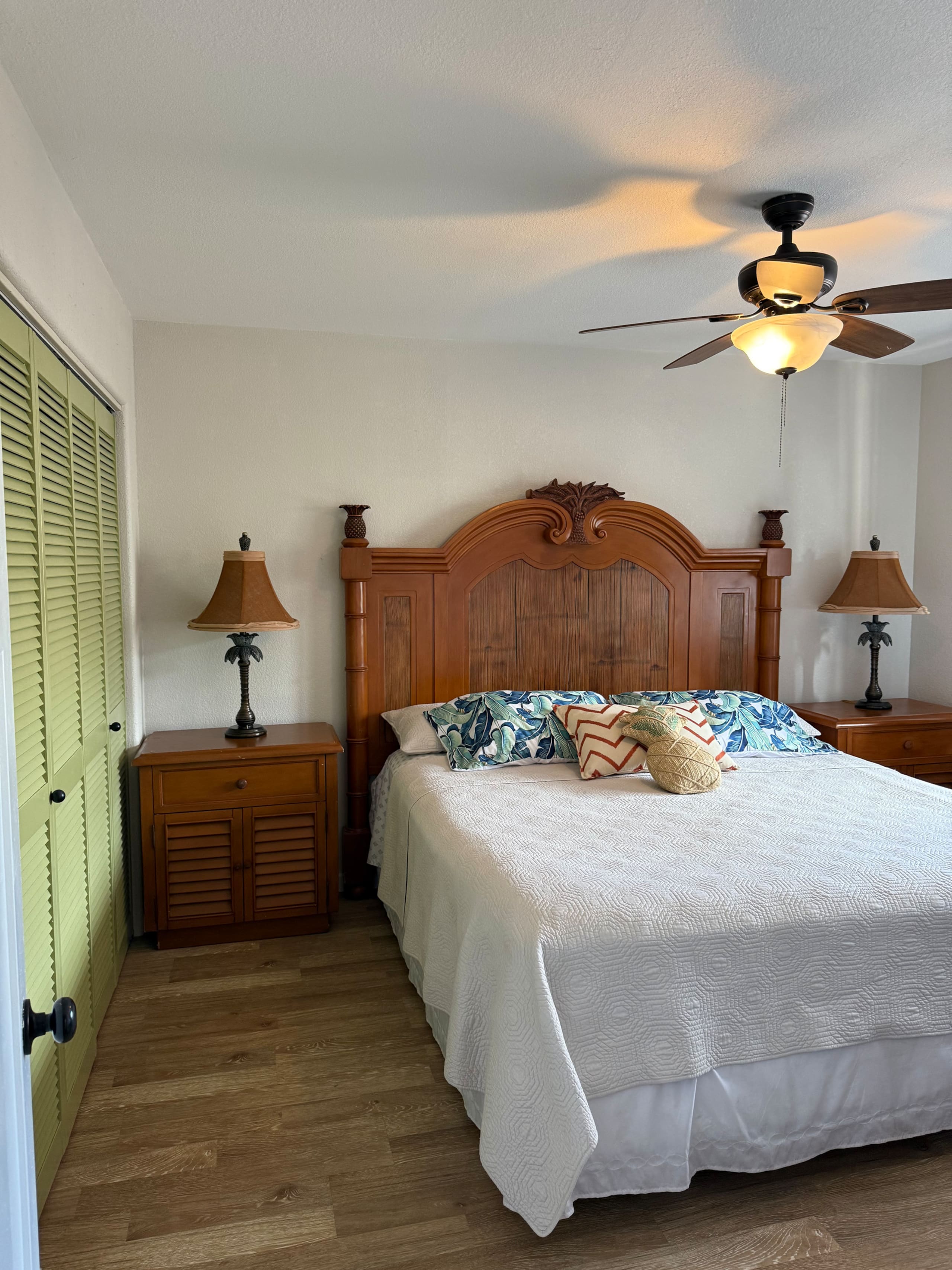 Affordable Suite With Oceanfront Pool! - Photo 10