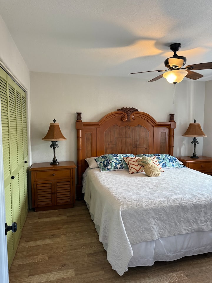 חדר שינה אחד בגודל קינג סייז