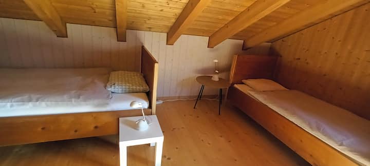 3 single beds!