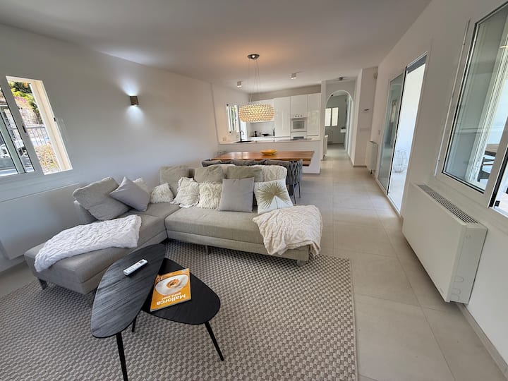 Exklusiv Villa With Sea View And Pool In Paguera - Calvià