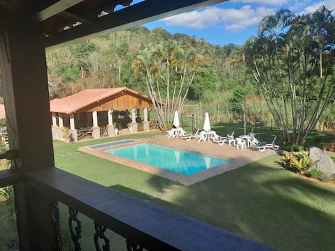 Country house in Secretário - 7 bedrooms - 20 people