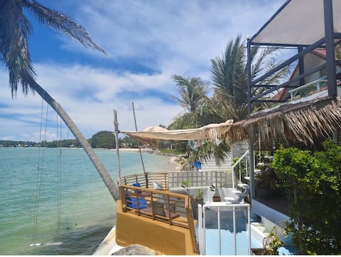 Sunset Bay Beachfront Tiny Home