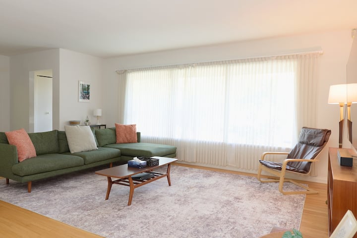 Spacious Private Free Parking Corydon Walkable 3br - Winnipeg