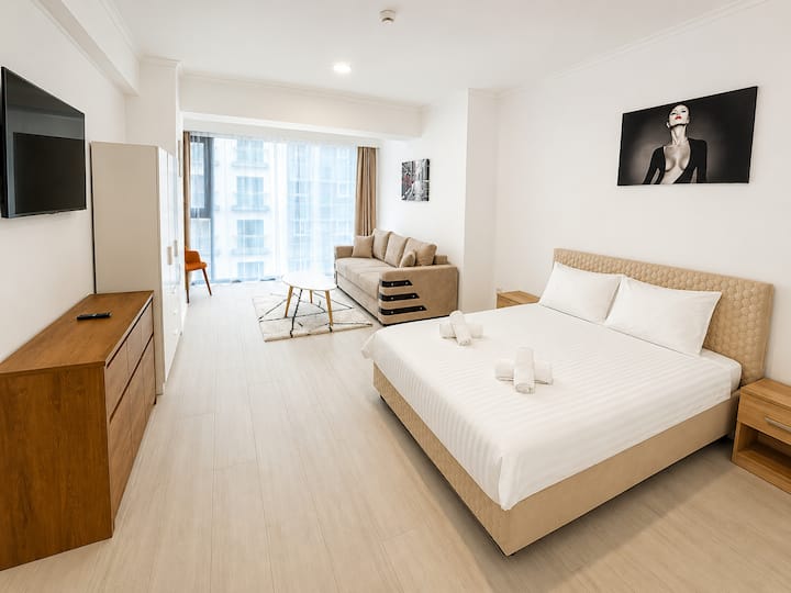 Maritimo 4c (4th Floor  Side Sea View) - Constanța