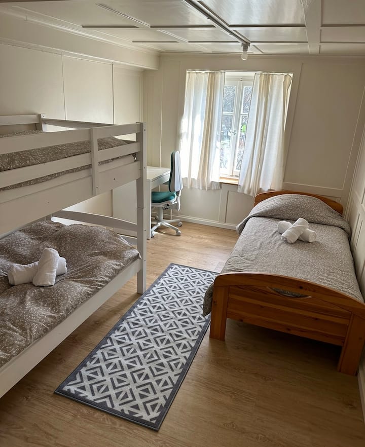 غرفة النوم 2