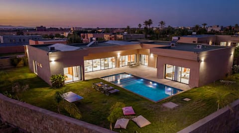 Luxury Family Villa Pool & Hammam, Close to Agadir