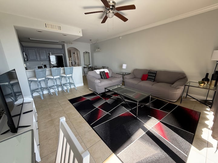 Resort 1br/2ba Condo Near Disney! - Lake Buena Vista, FL