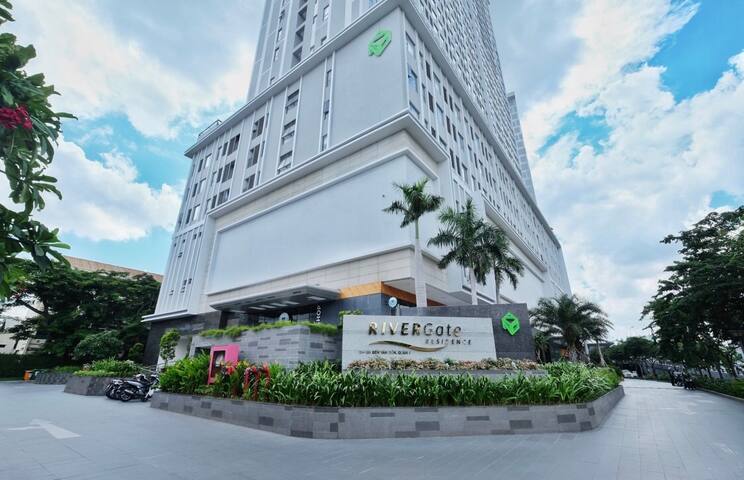 Trung Danny Home managed Airbnb listing 1
