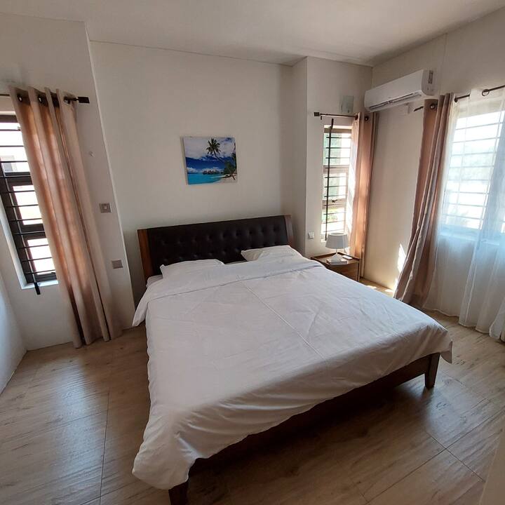 საძინებელი 1