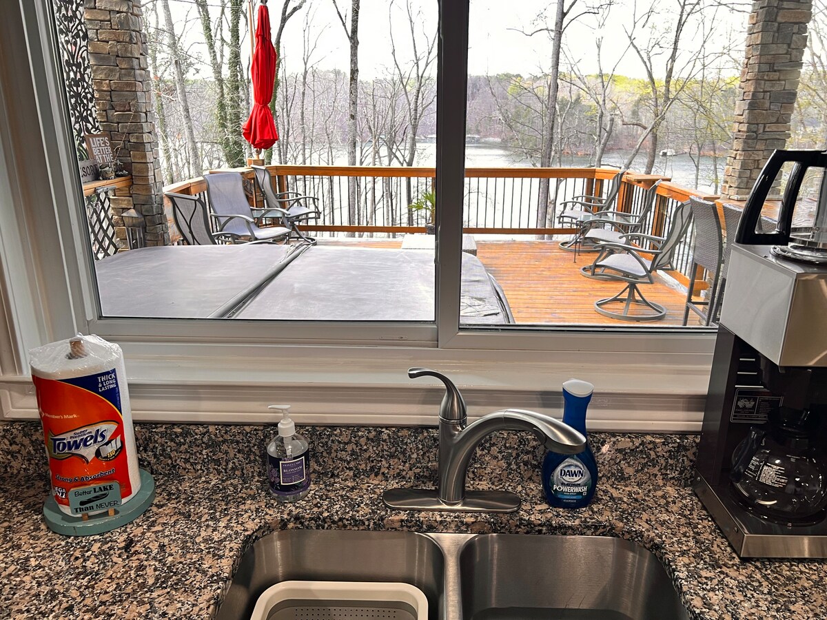 Mt Plattmore on Lake Lanier Terrace